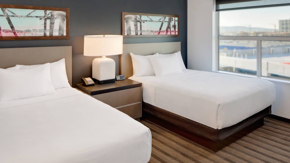 Mount Laurel Hotel | HYATT house Mt. Laurel