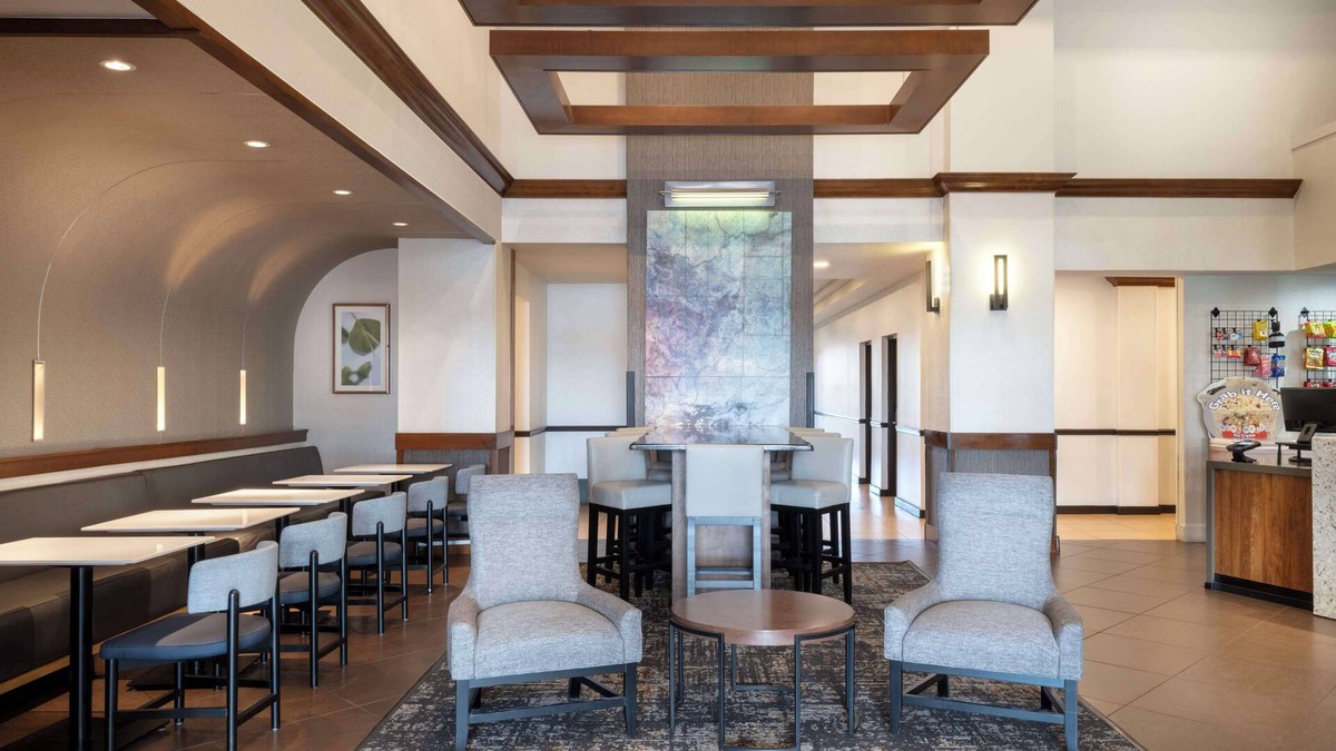Downtown Hotel | Hyatt Place Lakeland Center