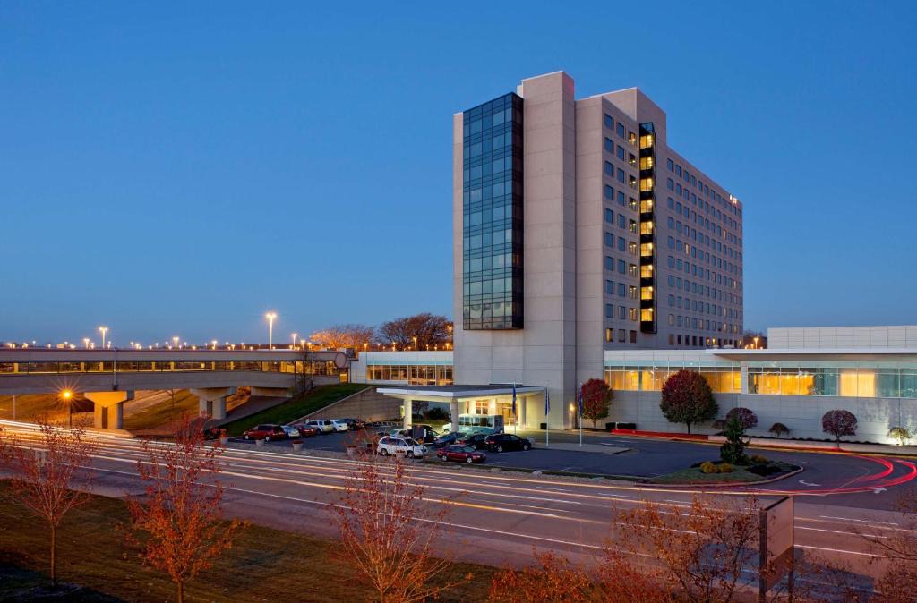 Joffre Hotel | Hyatt Regency Pittsburgh International Airport