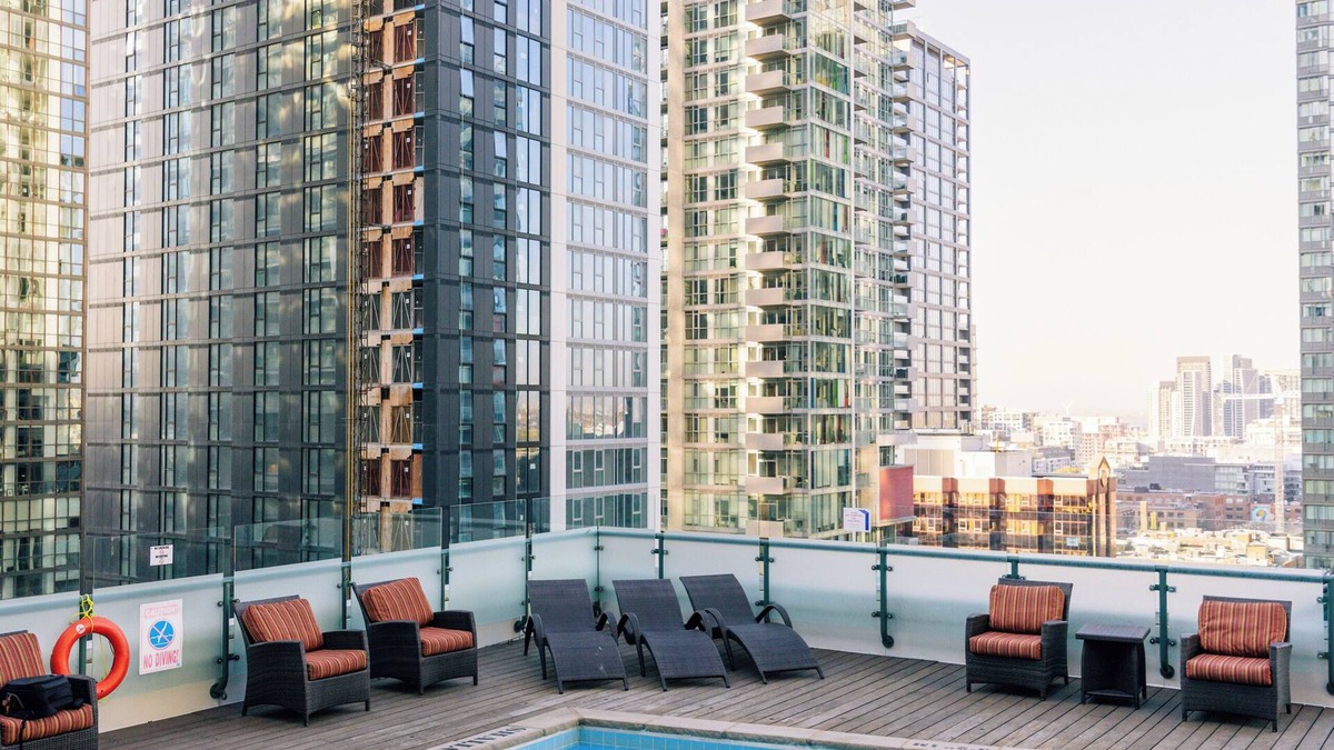 Wellington Place Hotel | Hyatt Regency Toronto
