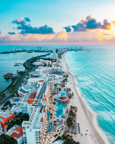 Punta Cancun Resort | Hyatt Zilara Cancun - All Inclusive - Adults Only