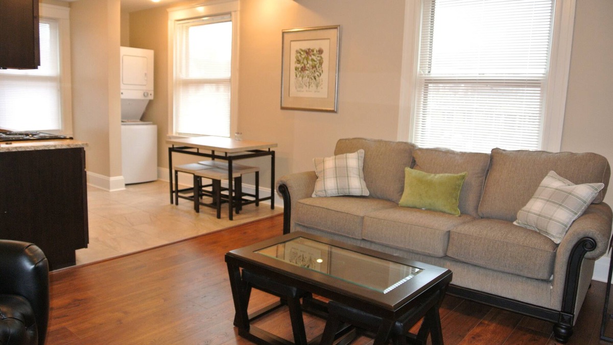 Hyde Park House | Hyde Park Square Getaway