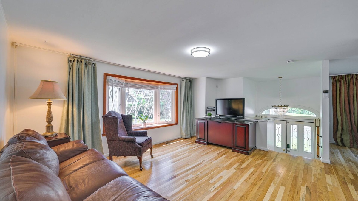 Hyde Park House | Hyde Park Vacation Rental ~ 11 Mi to Boston!