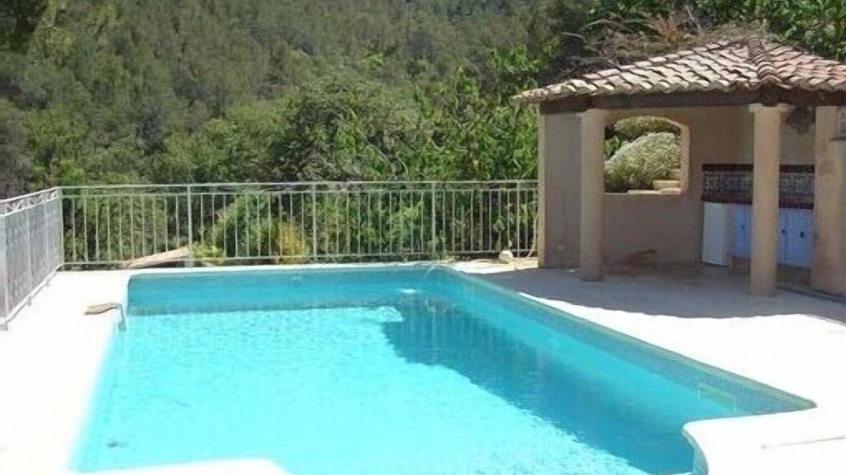 La Crau House | Hyeres, large villa: 7 bedrooms, lounge, pool, high comfort, ideal for a family