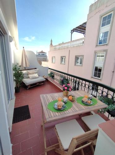 Lagos City Center Apartment | HYPERCENTER PENTHOUSE @ true heart of old town