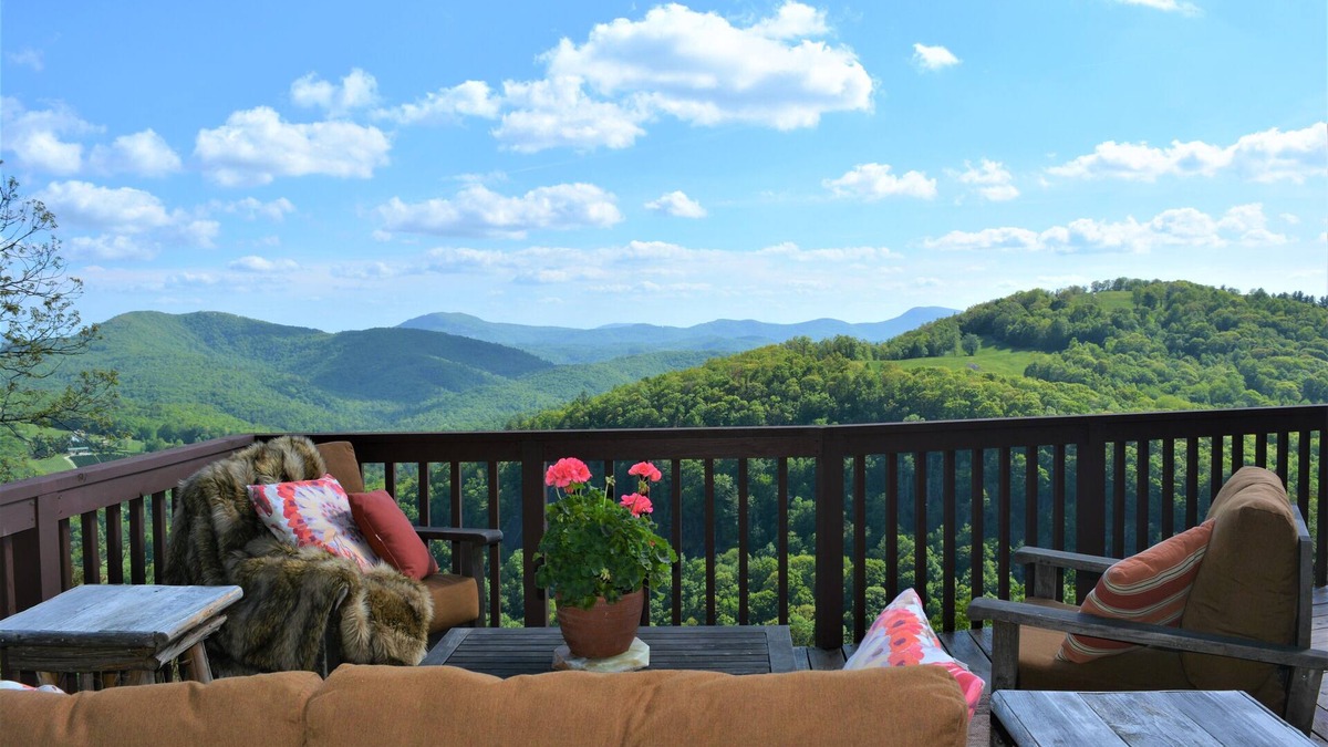 Glenville Cabin | "I didn't think images of the view were real. I arrived & was brought to tears."