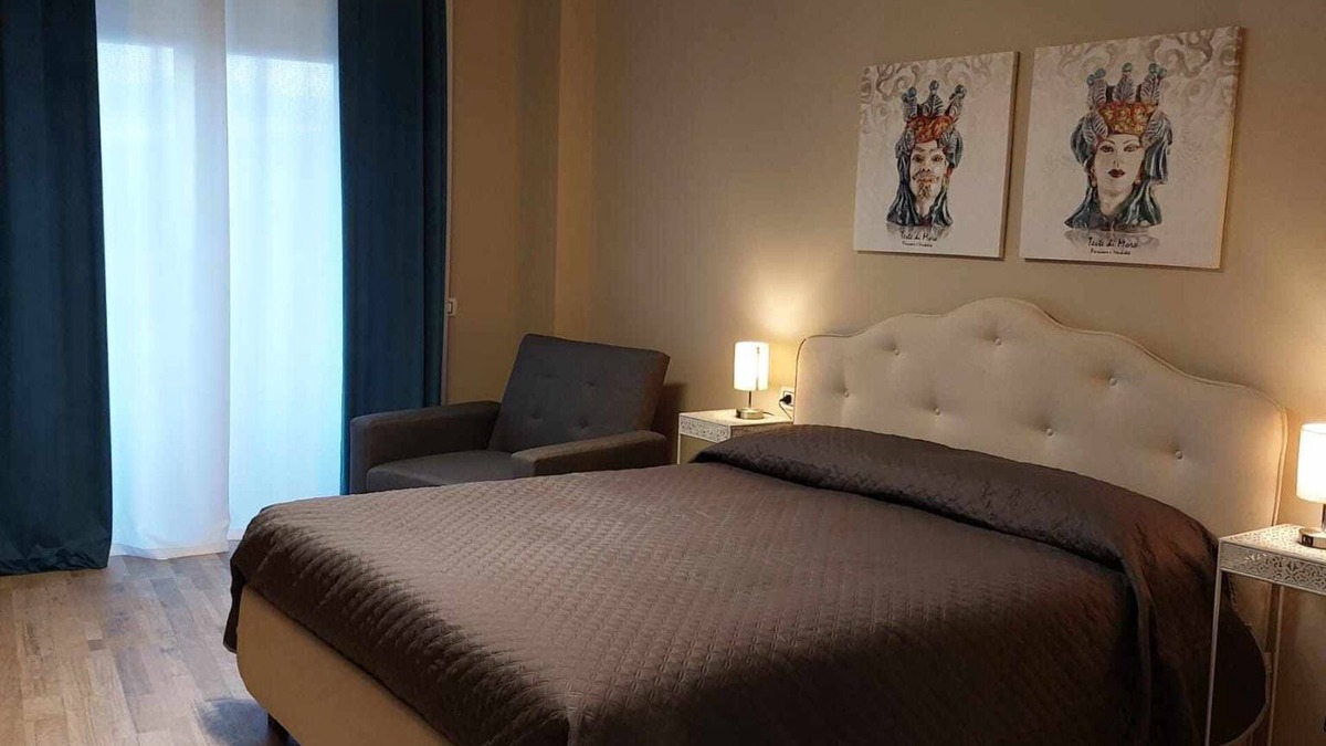 Porticato Apartment | I Due Mori-Giardini Naxos holiday home