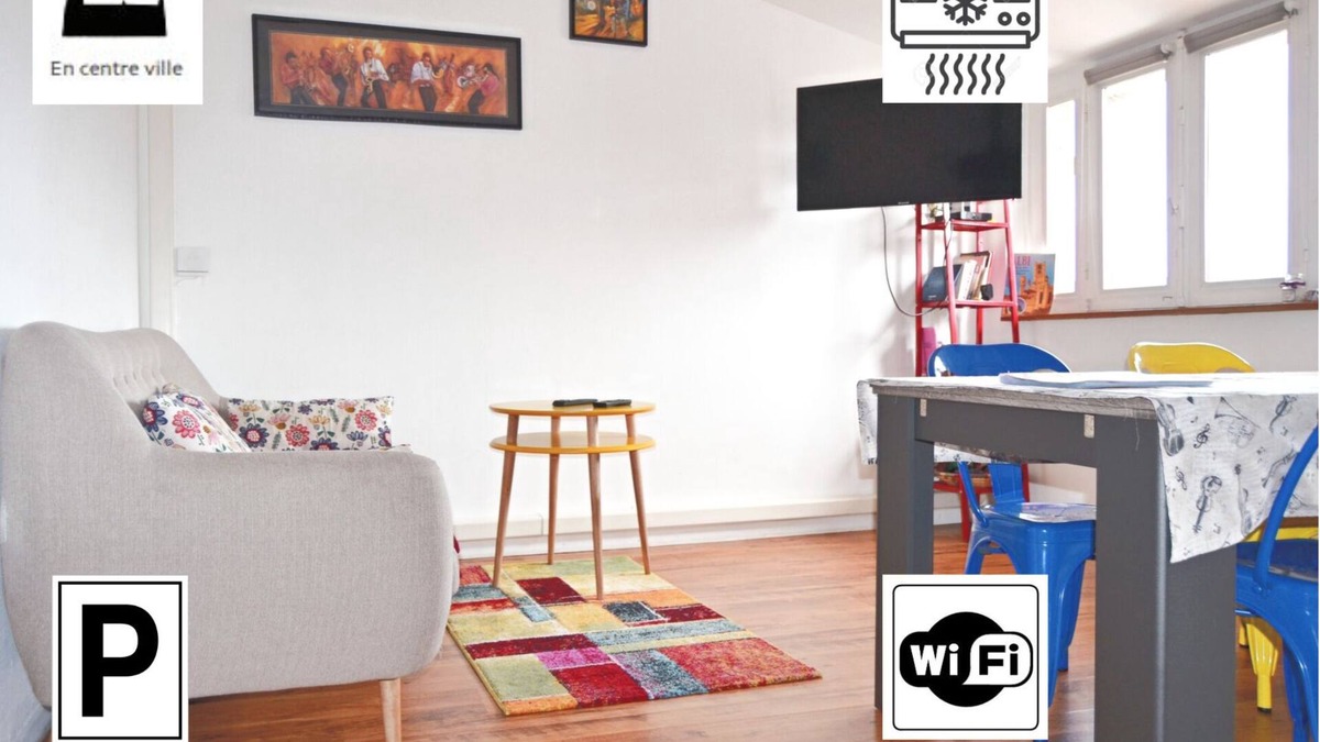 Albi Apartment | "I jazz the colors in Albi", 2 bedroom apartment, right in the center of ALBI