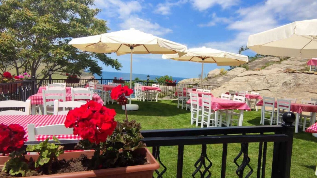 Kalekoy Koyu Hotel | İmroz Begonvil