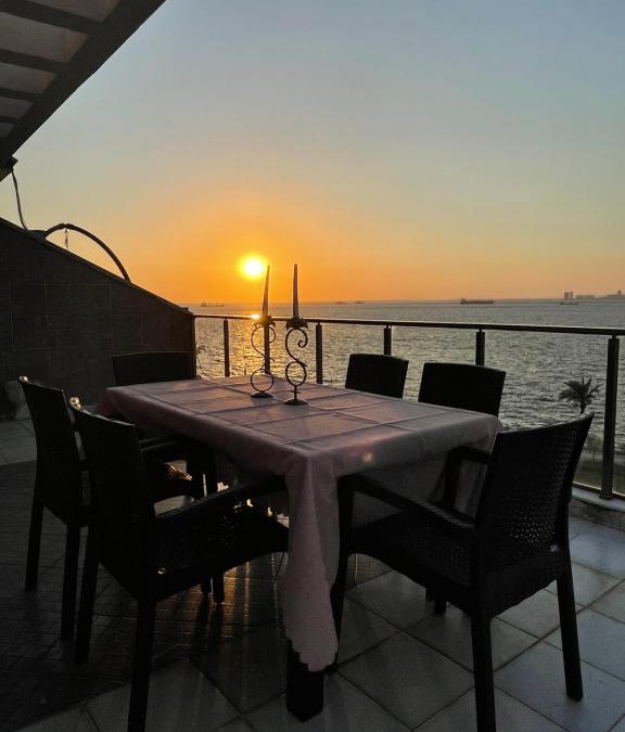 Konak Apartment | İzmir ile başbaşa kalın-Konak’ta Teraslı Daire