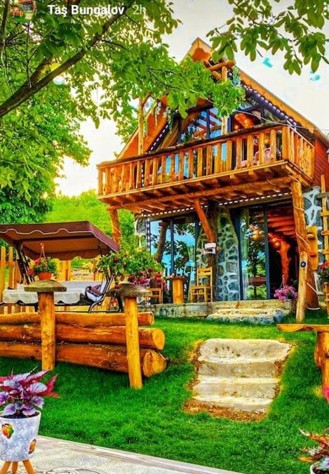 Sapanca Ski Chalet | İzmocedağevi