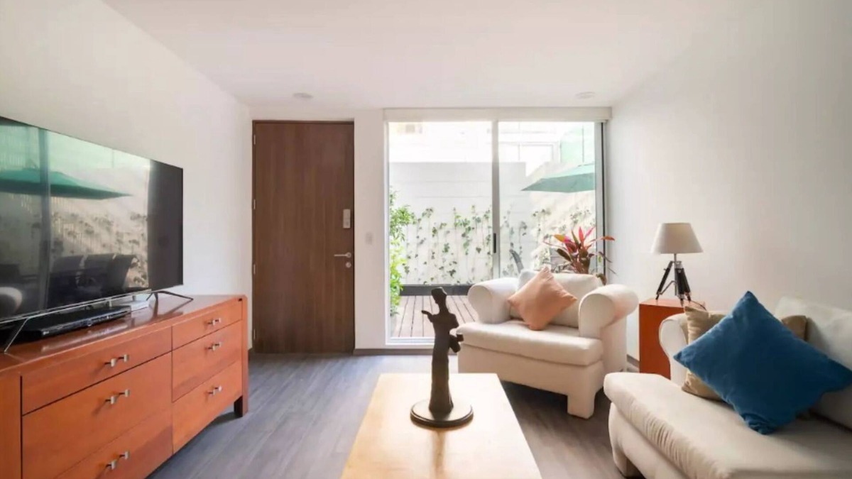 Hipodromo Apartment | I105- 3BR/2BTH - One Bedroom Apartment, Sleeps 5