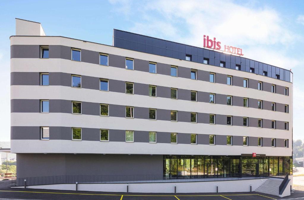 Neuenhof Hotel | ibis Baden Neuenhof