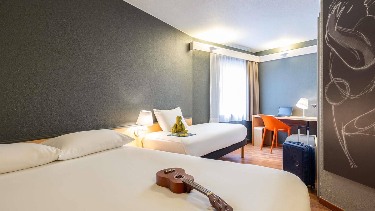 Dansaert Hotel | ibis Brussels City Centre