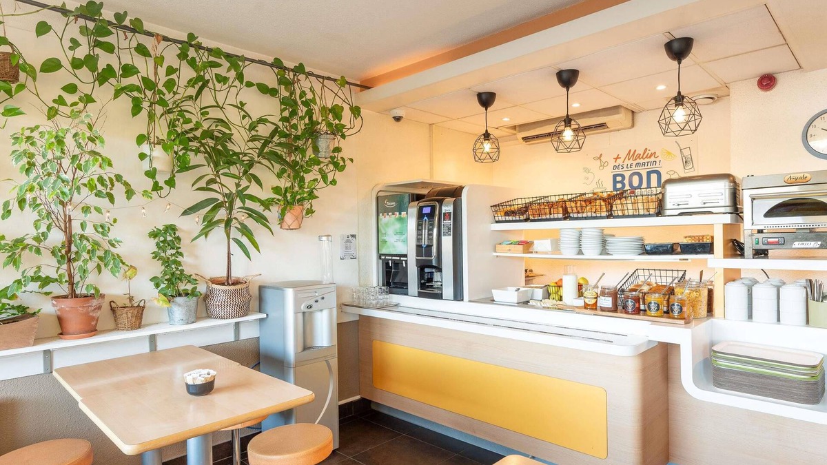 Sennece-les-Macon Hotel | ibis budget Macon Nord