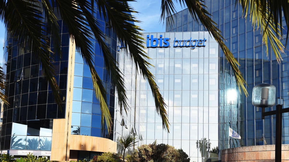 L'Arenas Hotel | ibis budget Nice Aeroport Promenade des Anglais