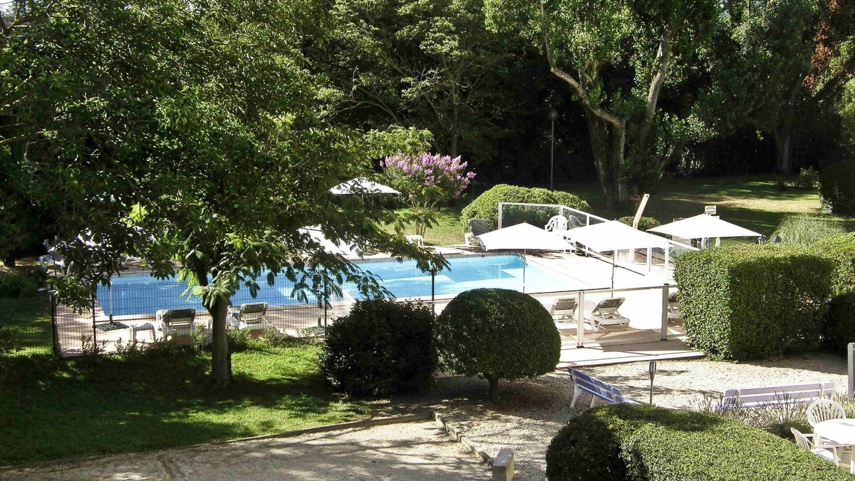 Cavaillon Hotel | ibis Cavaillon Portes du Luberon