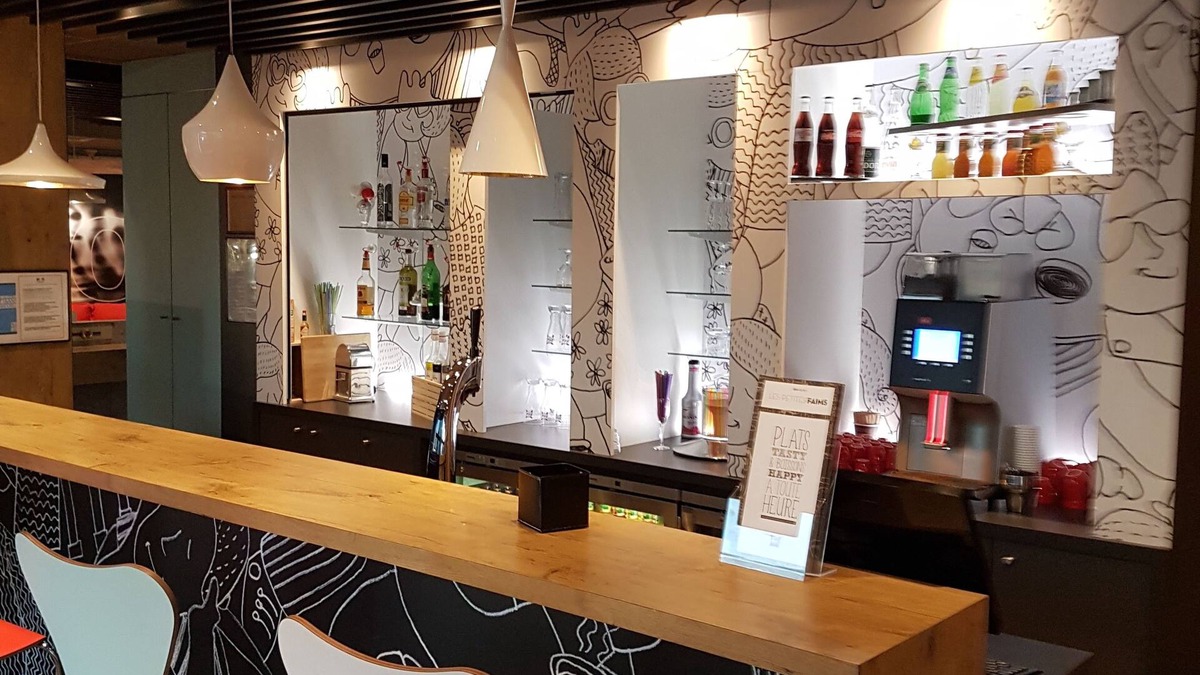 Courcouronnes Hotel | Ibis Evry-Courcouronnes