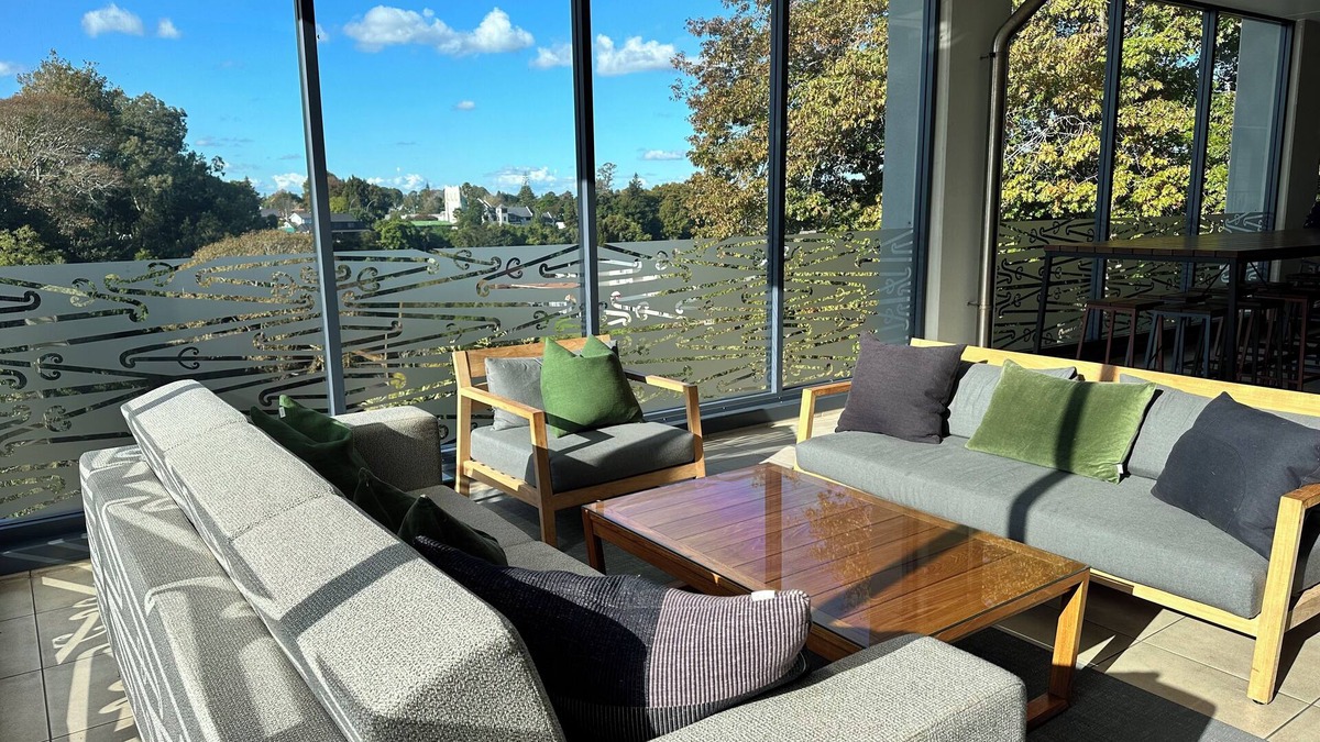 Hamilton Hotel | ibis Hamilton Tainui