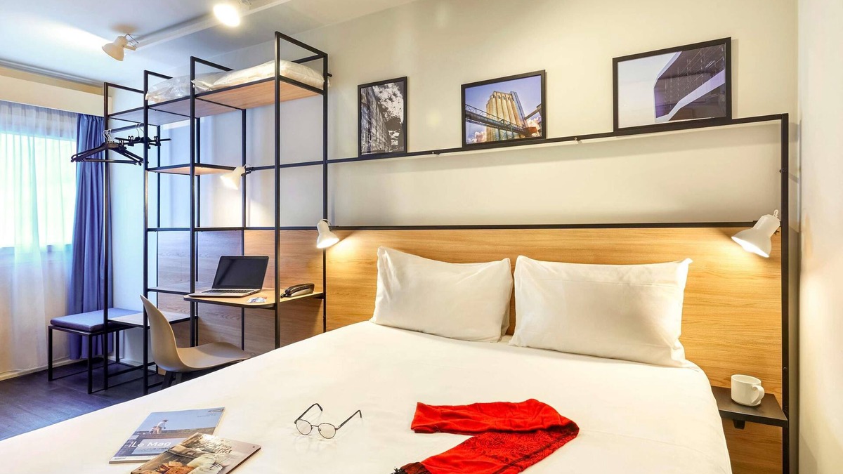 Lorient Hotel | ibis Lorient Centre Gare