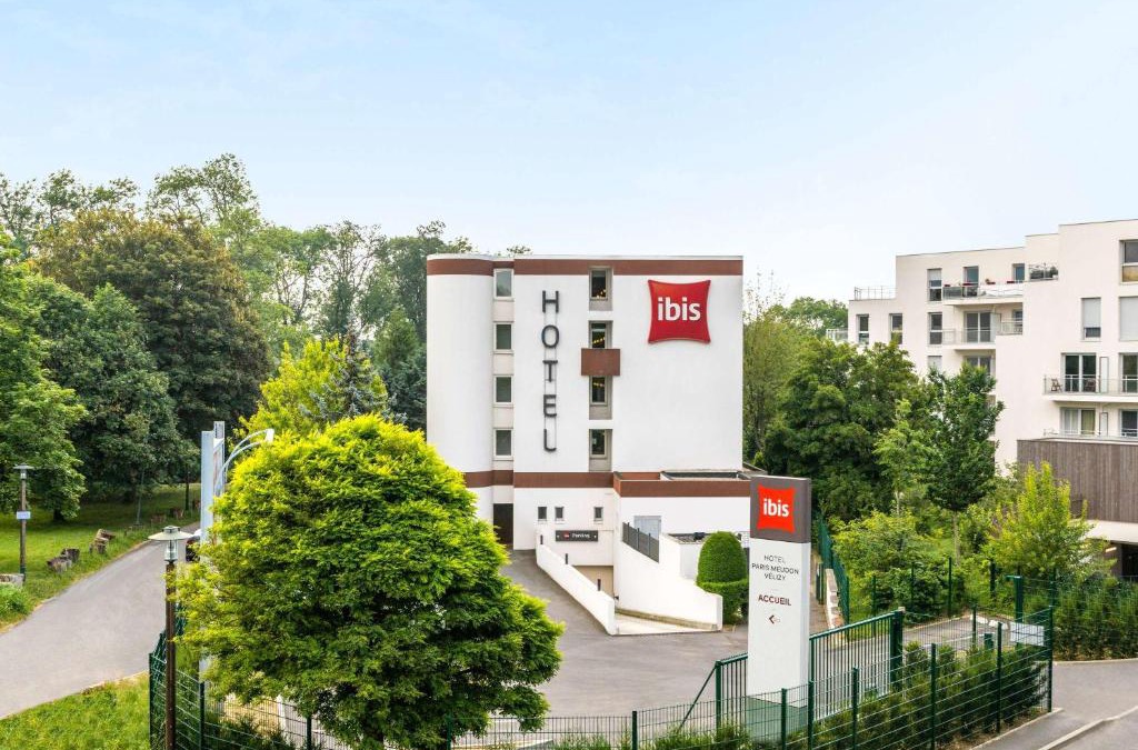 Meudon-la-Foret Hotel | ibis Paris Meudon Velizy
