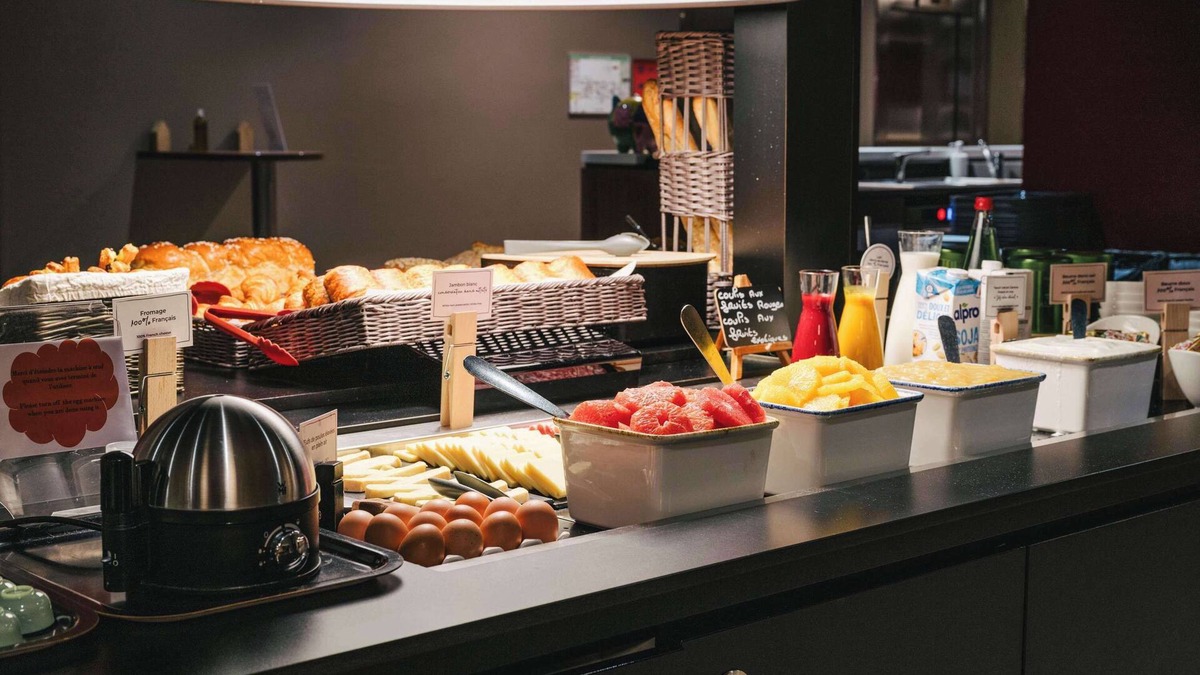 Quartier Saint-Clement - Jardin des Plantes Hotel | Ibis Rouen Centre Rive Gauche Mermoz
