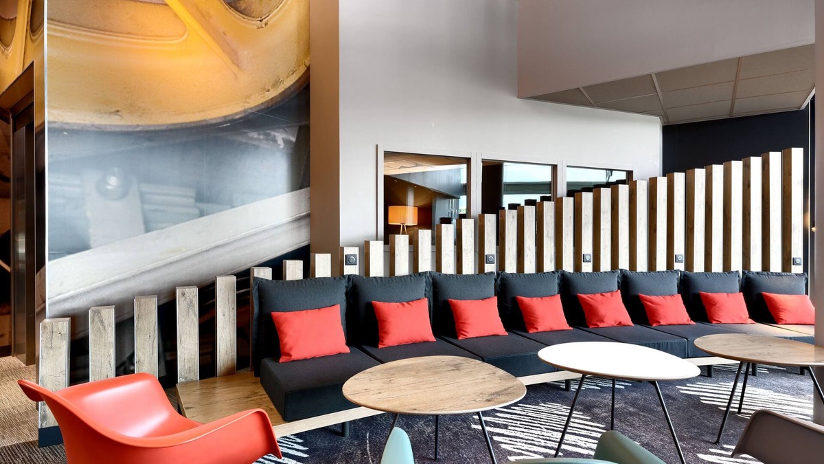 Chasseneuil-du-Poitou Hotel | ibis Site du Futuroscope