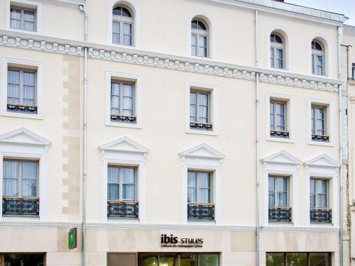 Chalons-en-Champagne Hotel | ibis Styles Chalons en Champagne Centre