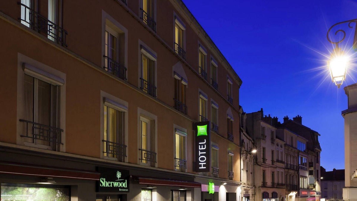 Chaumont Hotel | ibis Styles Chaumont Centre Gare