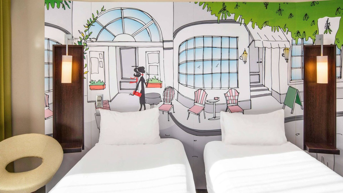 Center Hotel | ibis Styles Evry Courcouronnes Hotel and Events