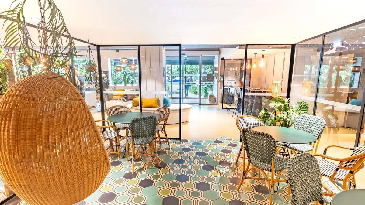 Republique–Point-du-Jour Hotel | ibis Styles Paris 16 Boulogne