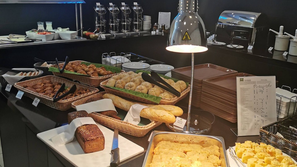 Warsaw Hotel | Ibis Styles Warszawa Airport