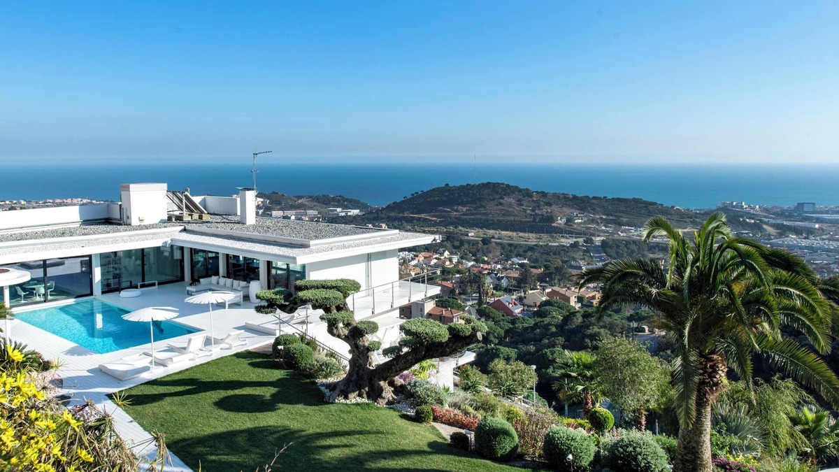 Mas Ram Villa | 'Ibiza Style Barcelona Villa' with Sea View, Pool & Wi-Fi