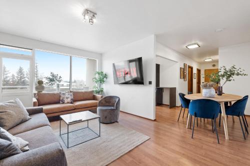 Haaleiti Apartment | Icelands Biggest Mall at 8 Minute walk - Free parking