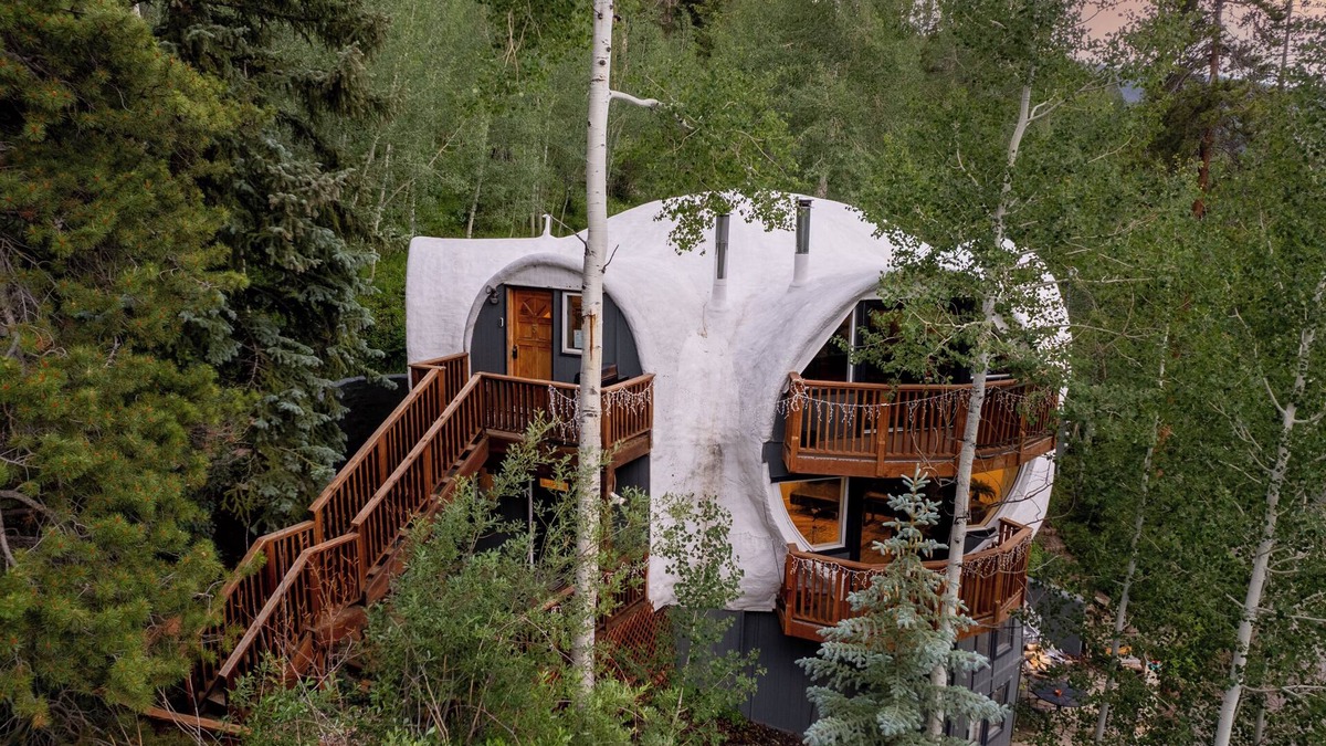 Intermountain Condo | Iconic Vail landmark, unique Dome Home | D2