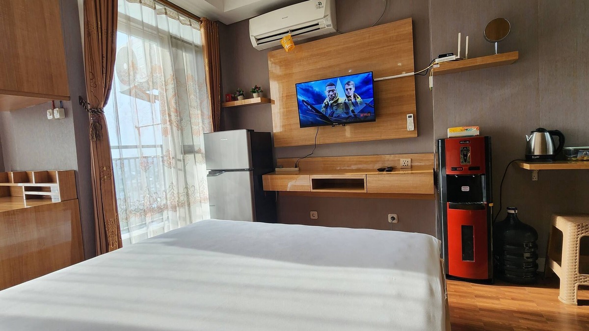 Old Jakarta Apartment | Studio17 @Elpis Kemayoran Free Netflix Disney WeTV
