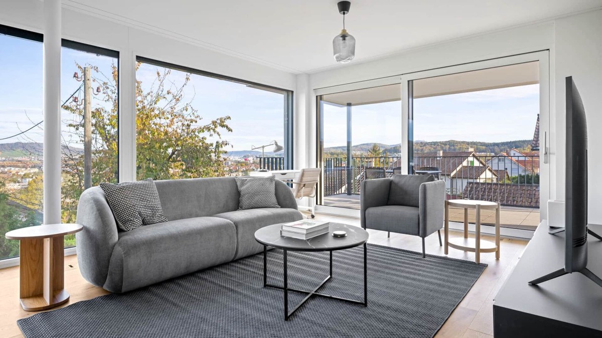 Dietikon District Apartment | Ideal Dietikon 3.5 Room w/ W/D & Storage, 14 min to Market, by Blueground