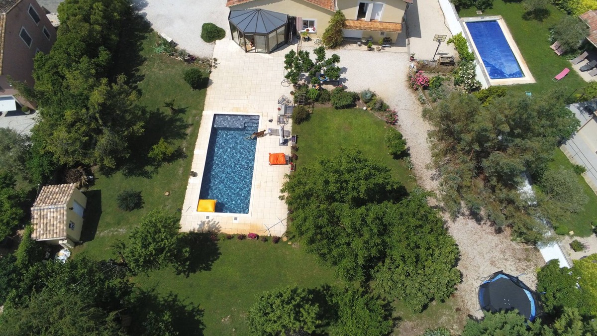 L'Isle-sur-la-Sorgue Villa | IDEAL FAMILY: VILLA WITH SWIMMING POOL - PROVENCE