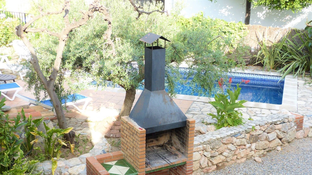 Alcover Cottage | Ideal for families and groups near the sea and the mountains.