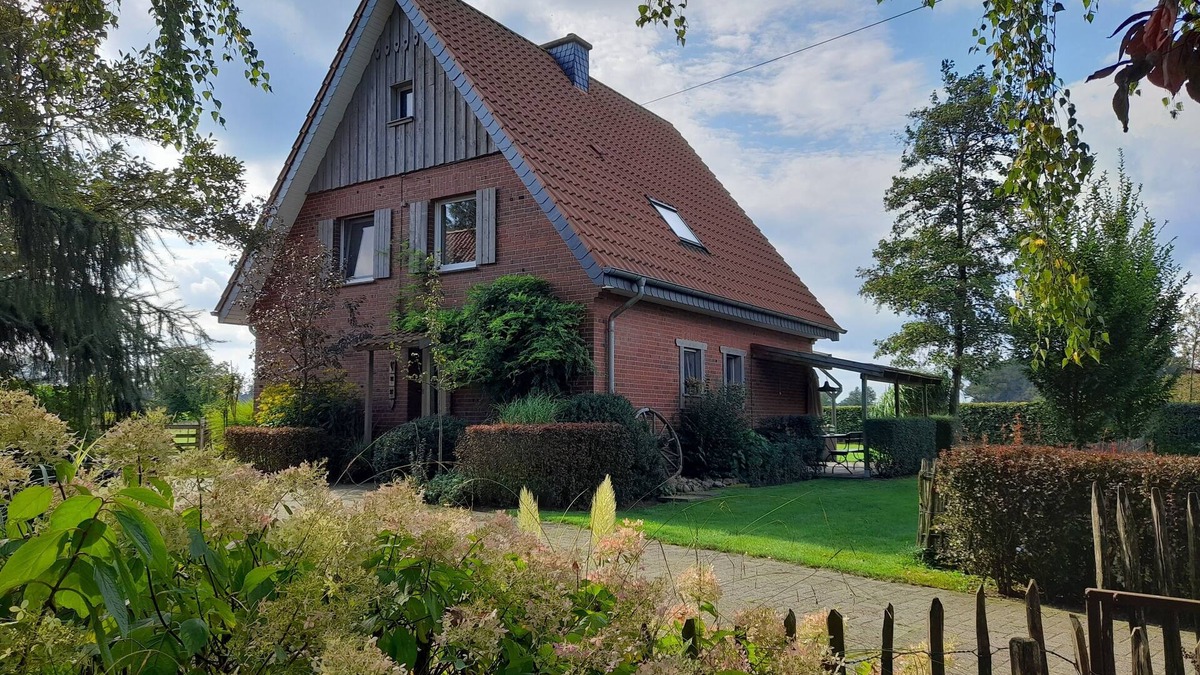 Velen House | Ideal for families and Groups up to 9 people + cot