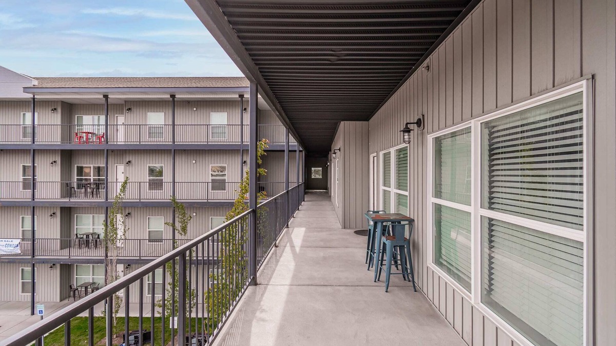 Rexburg Apartment | Ideal for Groups Full Kitchen Gym & Free Parking