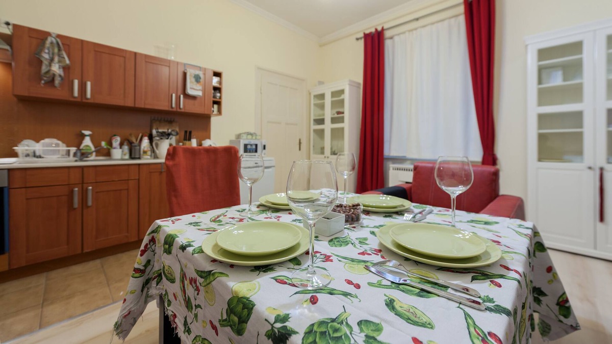 Lagymanyos Apartment | Ideal for solo travellers near Danube river and Citadel