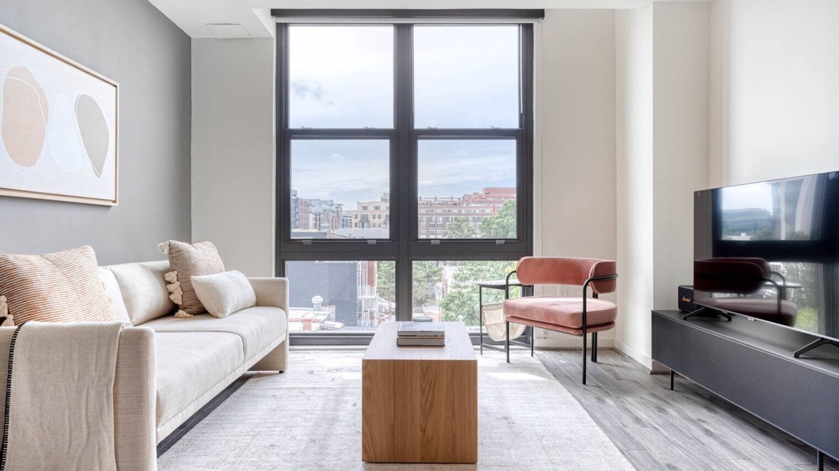 H Street Corridor Apartment | Ideal H Street 1BR w/Pool, Gym & Concierge, next to WF, by Blueground