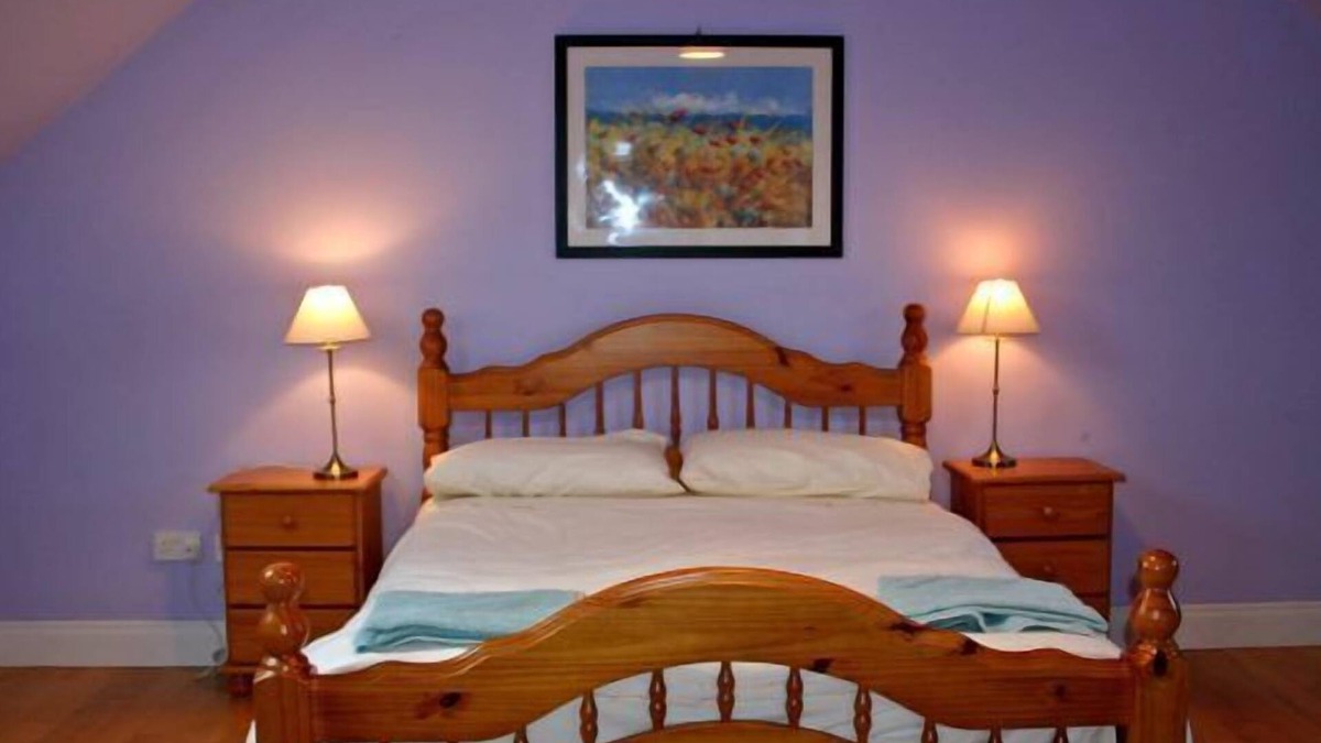 Tullycross Apartment | Ideal House for families with sea views