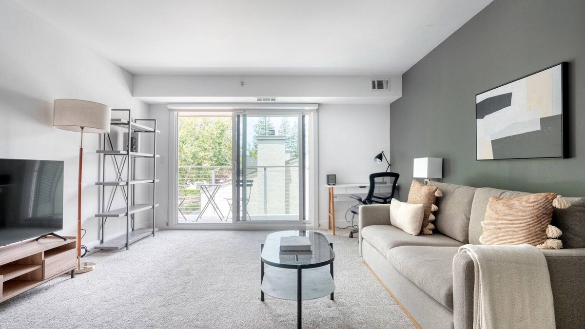 Sharon Heights Apartment | Ideal Menlo Park 1BR w/Gym & Spa, nr Farmer's Markets, by Blueground