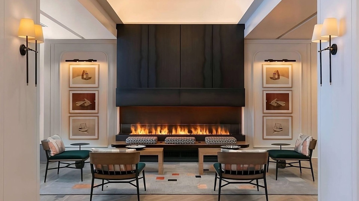 Downtown Chicago Resort | Ideal Mix of Comfort and Value! 2 Comfortable Units, Near Marina City!