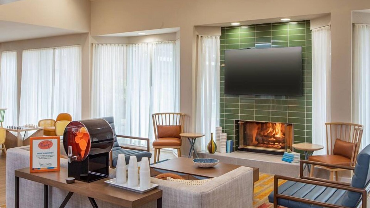 Foxboro Hotel | Ideal Mix of Comfort and Value! Near Wrentham Village Premium Outlets