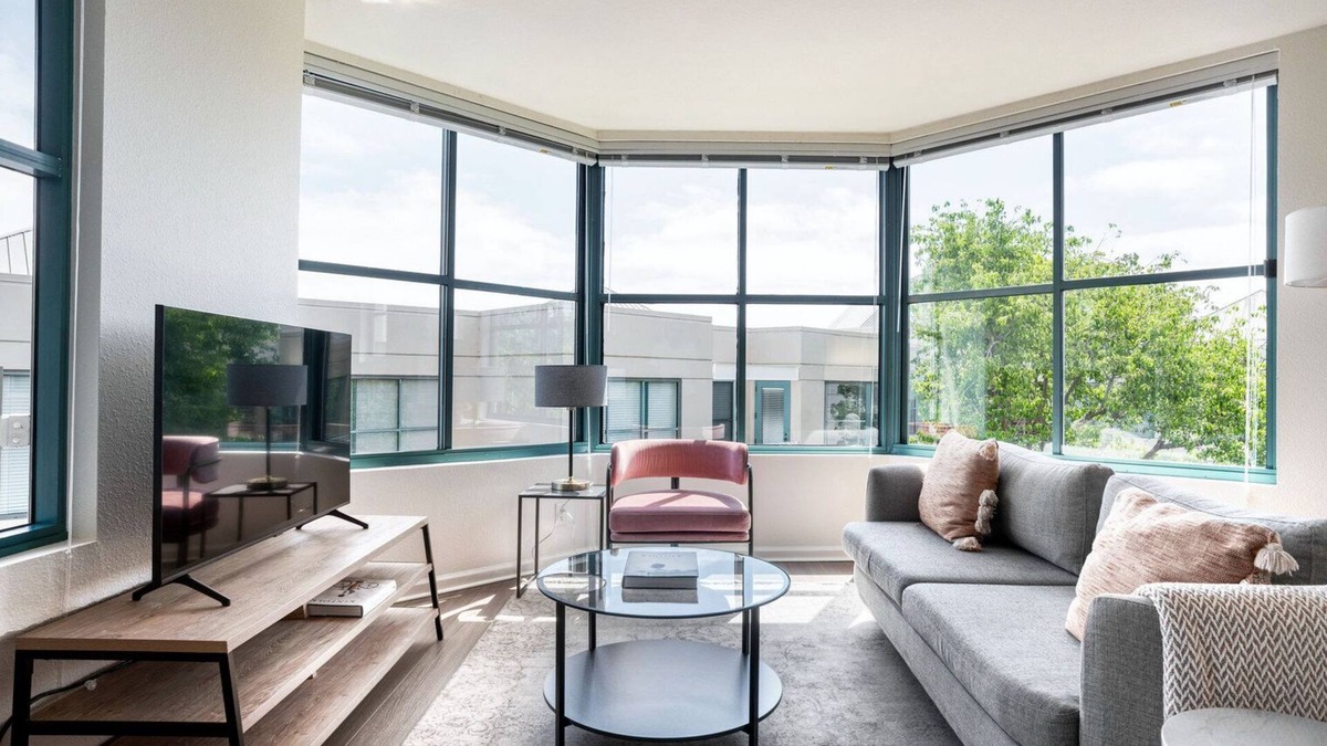 South Beach Apartment | Ideal South Beach 2BR w/Pool, Tennis, Spa, by Blueground