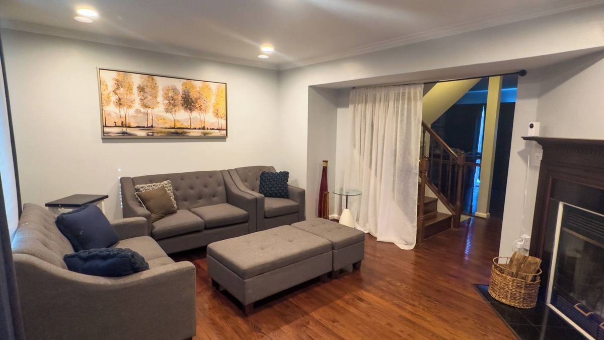 Woodbridge House | Ideal Stay for Relocators - Central & Convenient