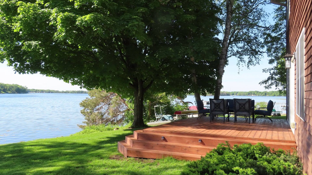 Grandy House | Ideal Summer Getaway! Two-story lake home on Rush Lake near Rush City/Cambridge